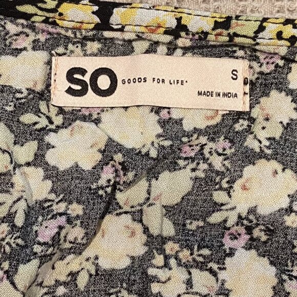 So Black Floral Crop Top - Size Small - NWT - Picture 6 of 9